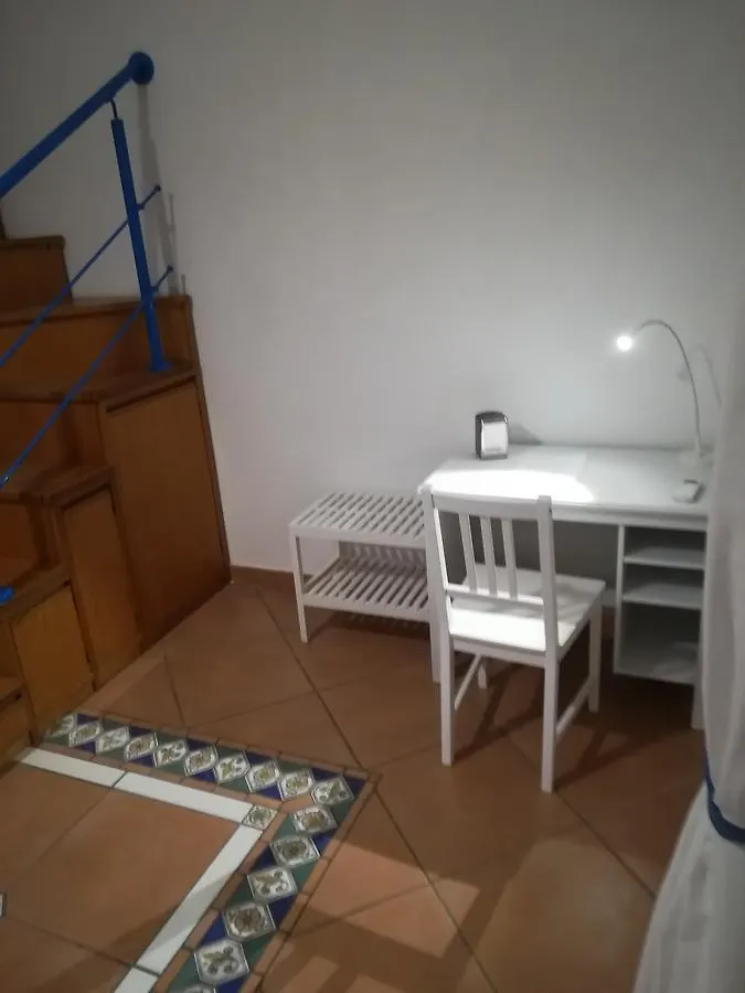 *** Frühstückspension B&B House Angioino Neapel Italien