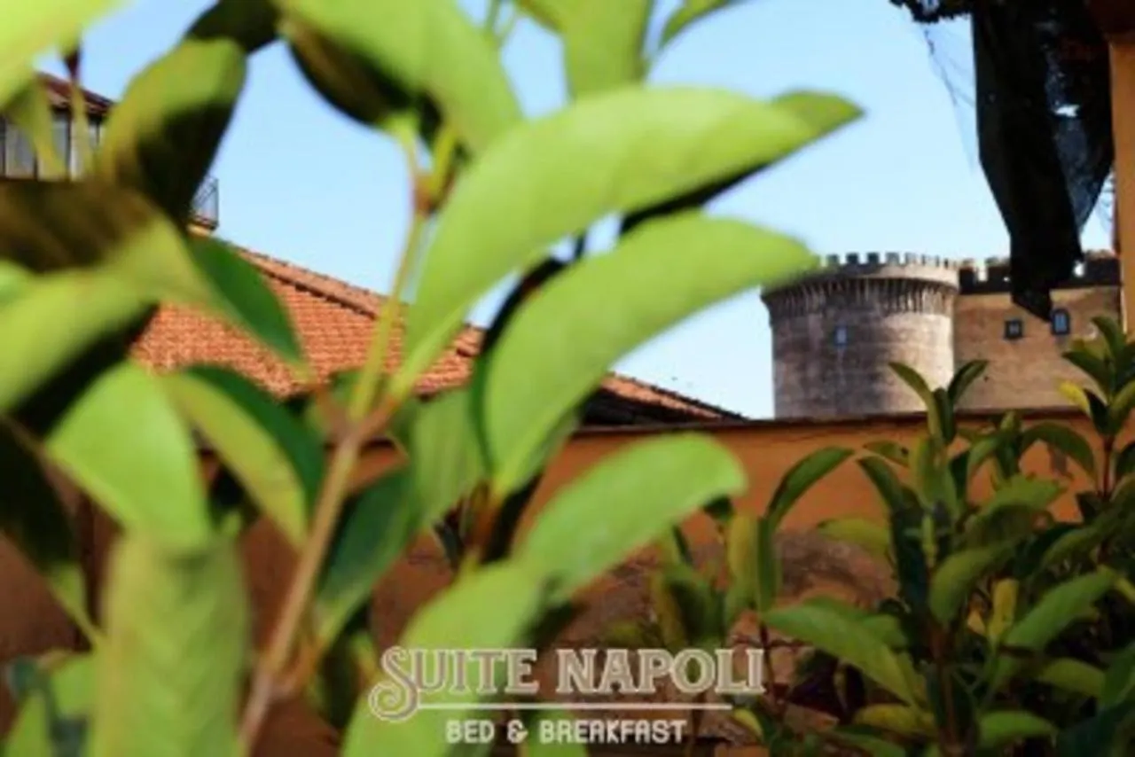 B&B House Angioino Naples Couette-café